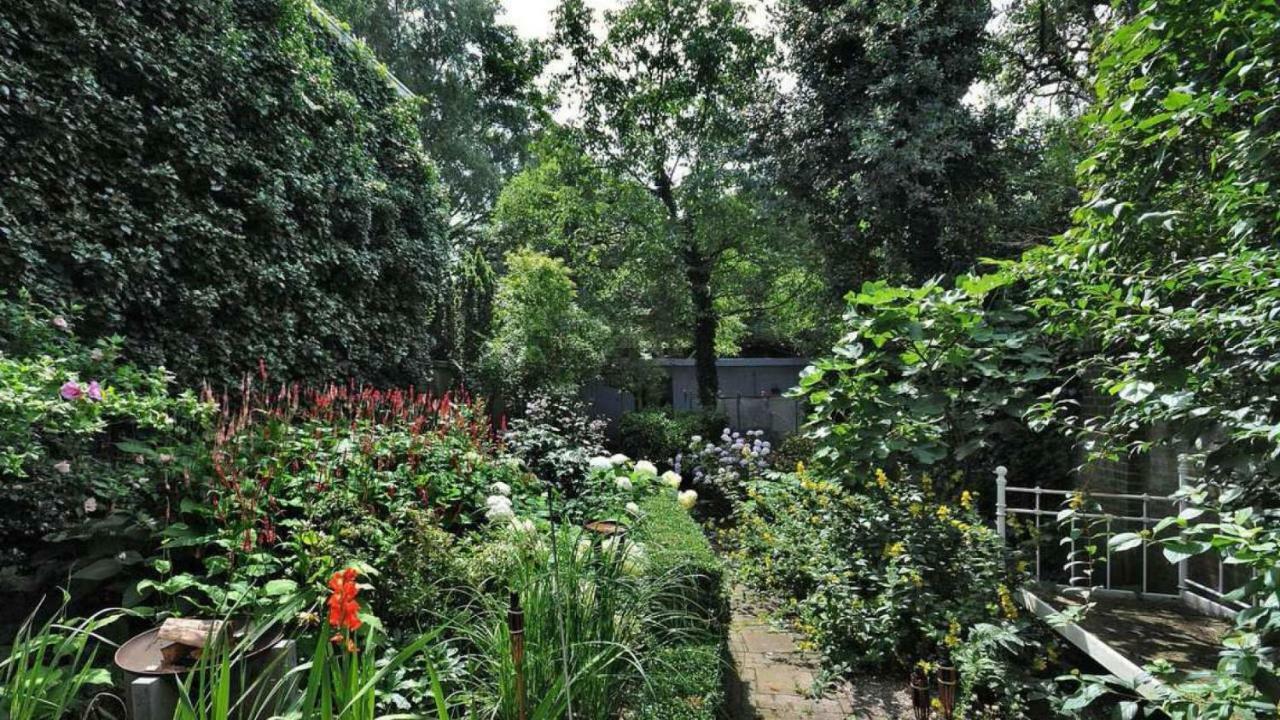 Bed & Breakfast Boulevard *
